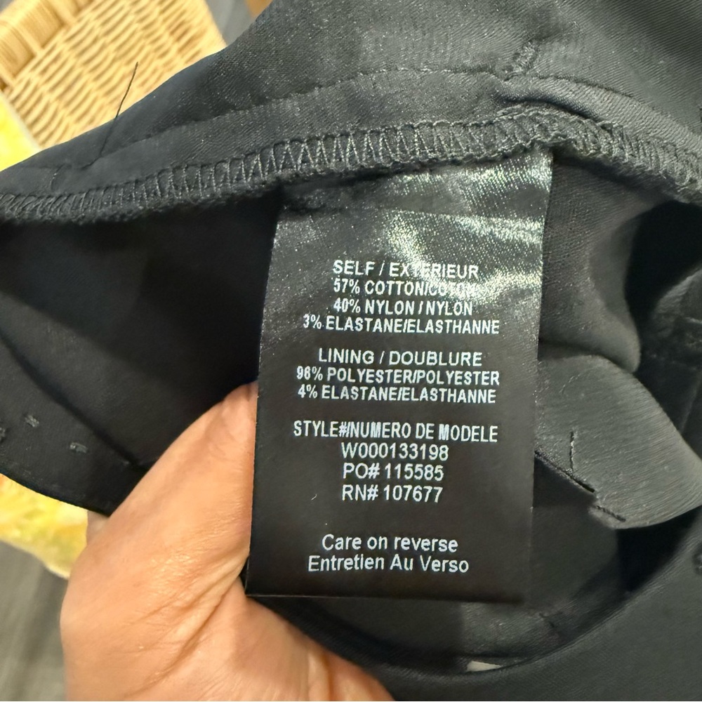 Alice + Olivia Black Women Shorts - Picture 7 of 7